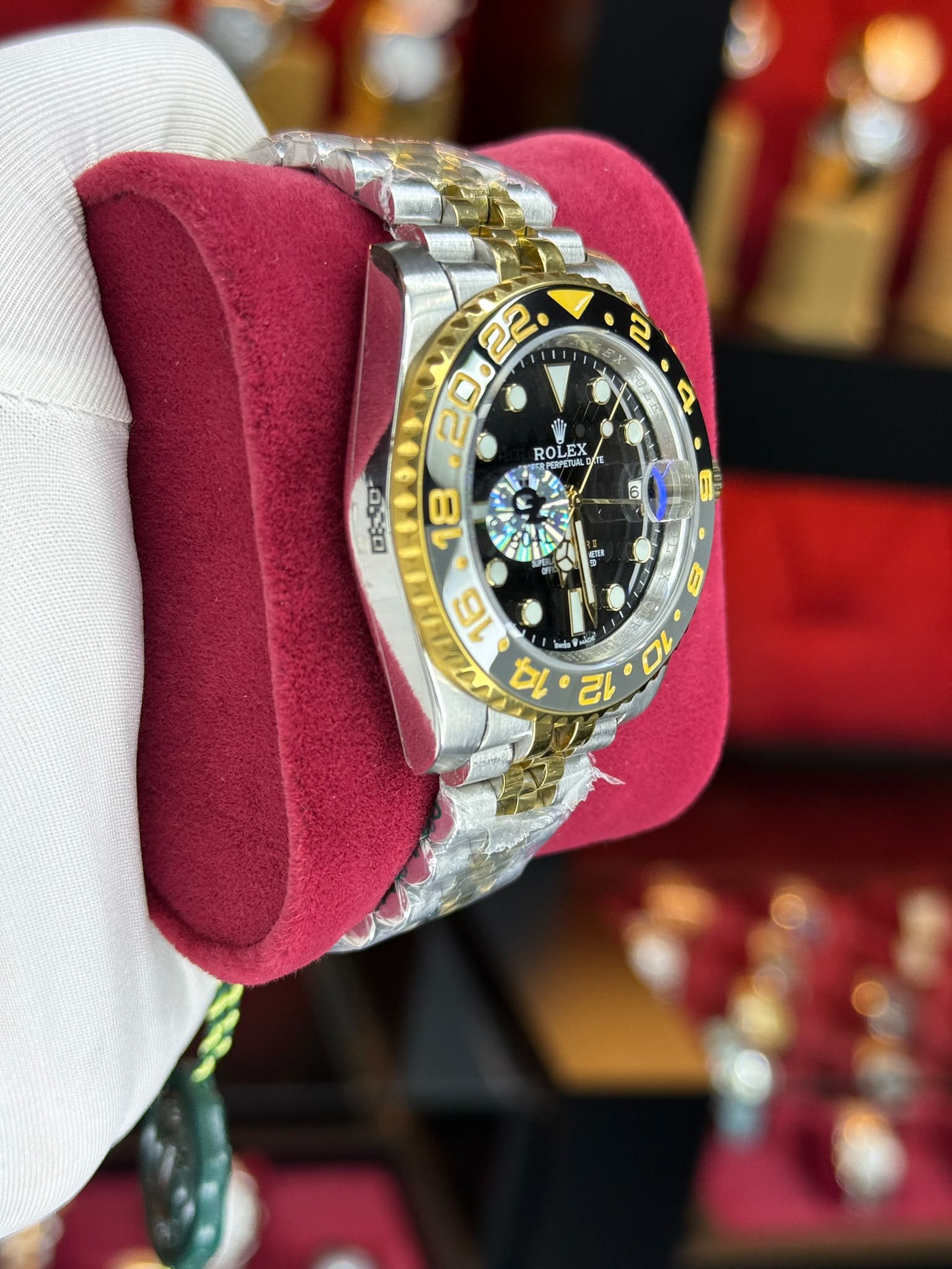 ROLEX GMT MASTER 2 görünüm 2